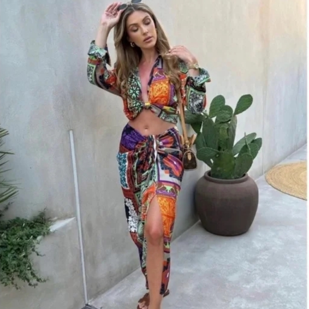 ZARA printed knotted midi skirt and a matching printed cropped blouse.